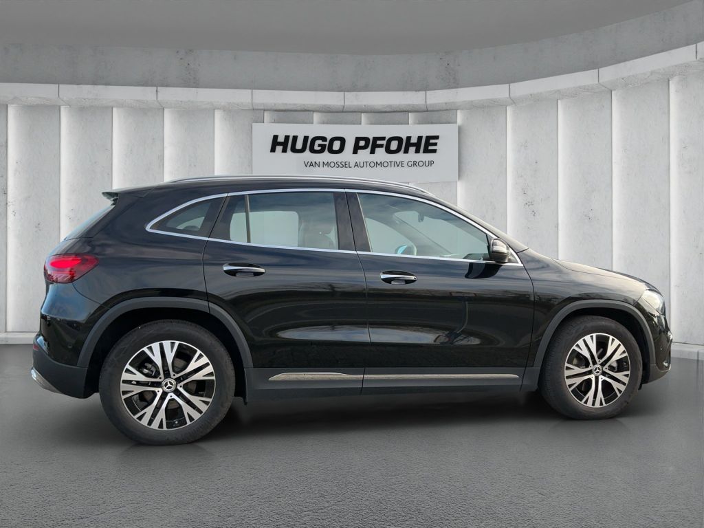 Mercedes-Benz GLA 200 2025