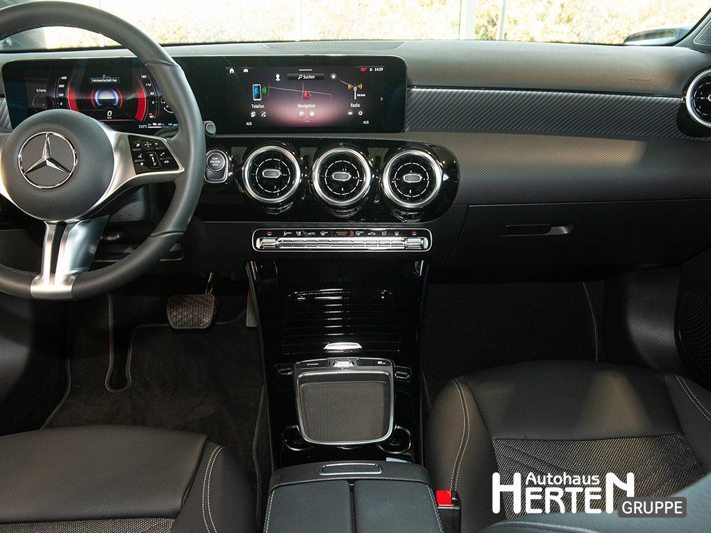 Mercedes-Benz A 250 2024