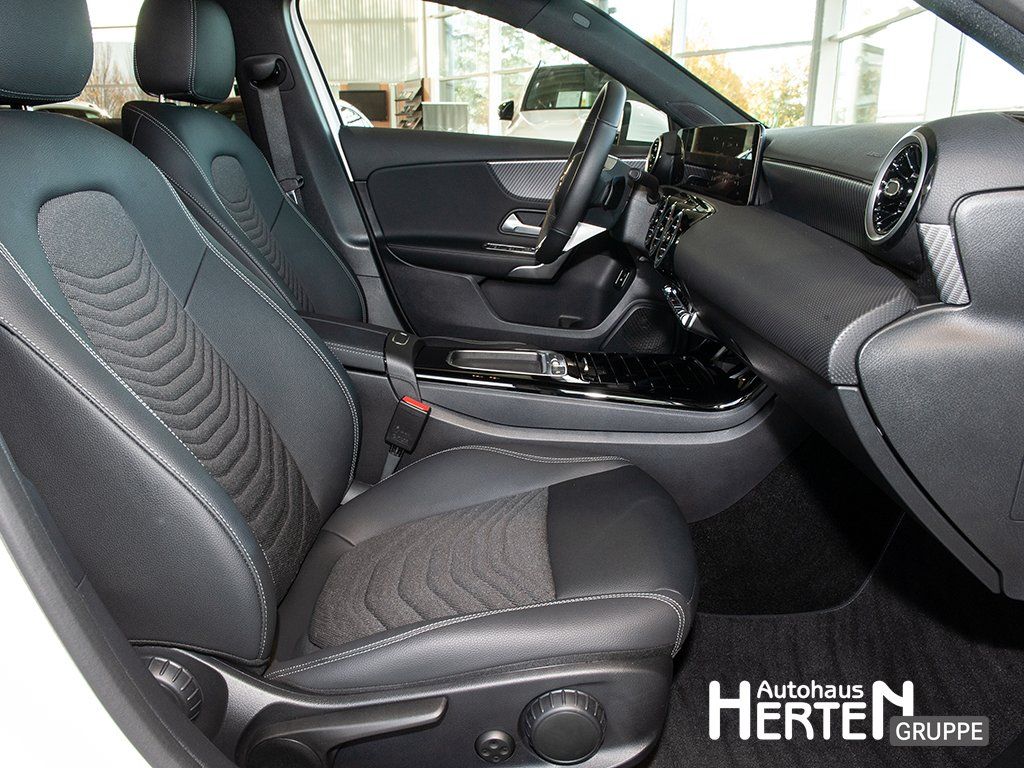 Mercedes-Benz A 250 2024