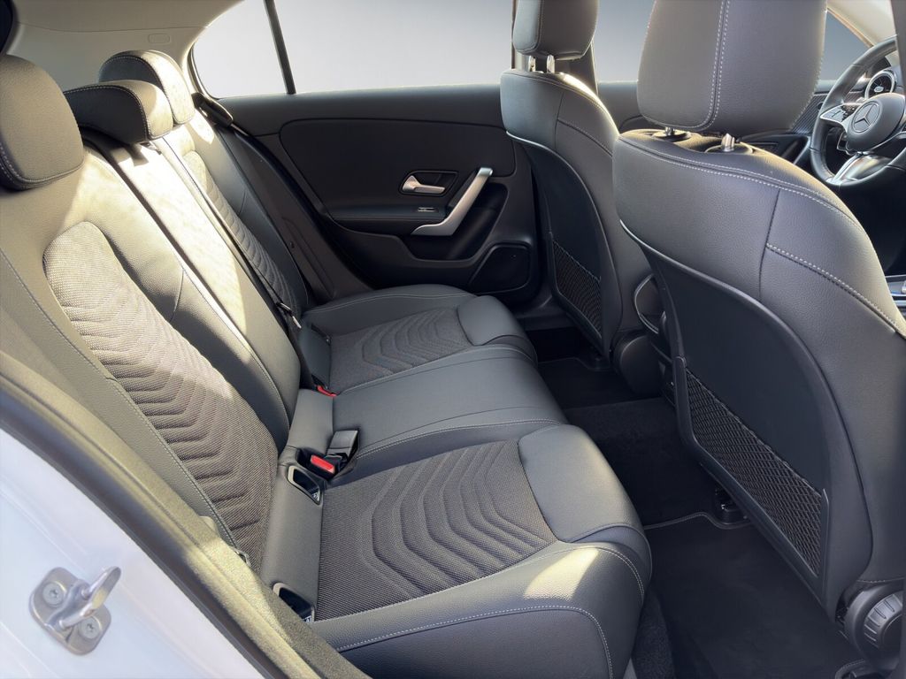 Mercedes-Benz A 250 2024