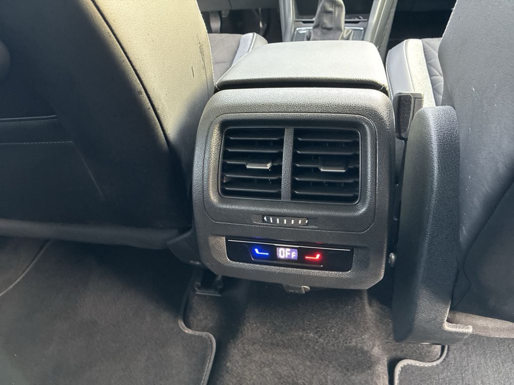 Volkswagen Touran 2025