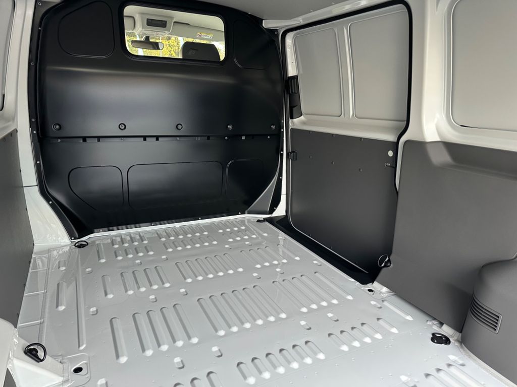 Volkswagen T6 Transporter 2025