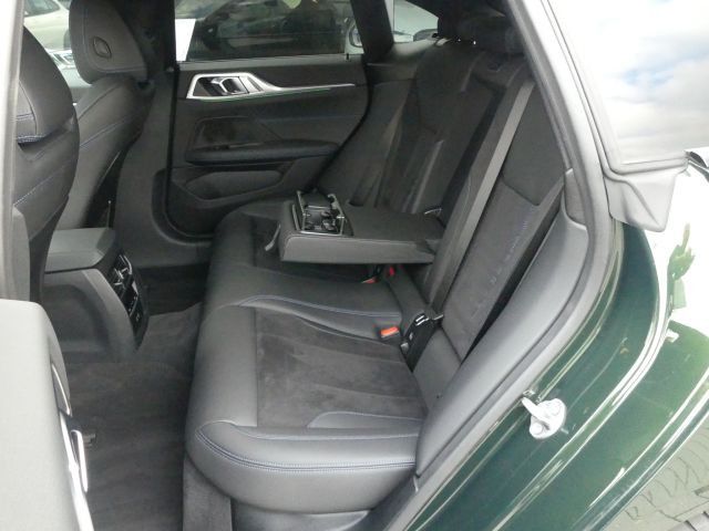 BMW i4 2023