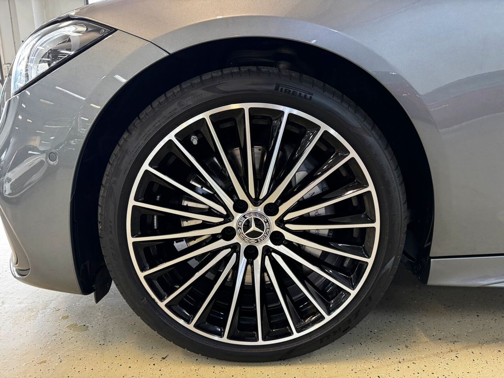 Mercedes-Benz C 200 2025