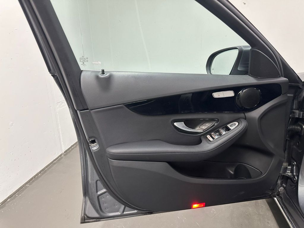 Mercedes-Benz C 200 2021