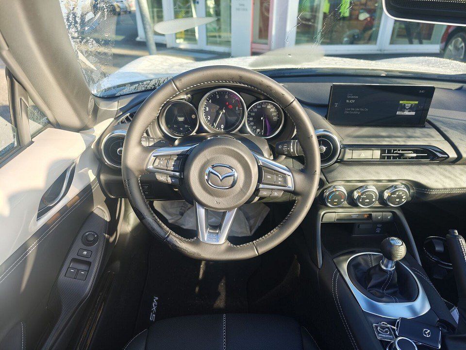Mazda MX-5 2025