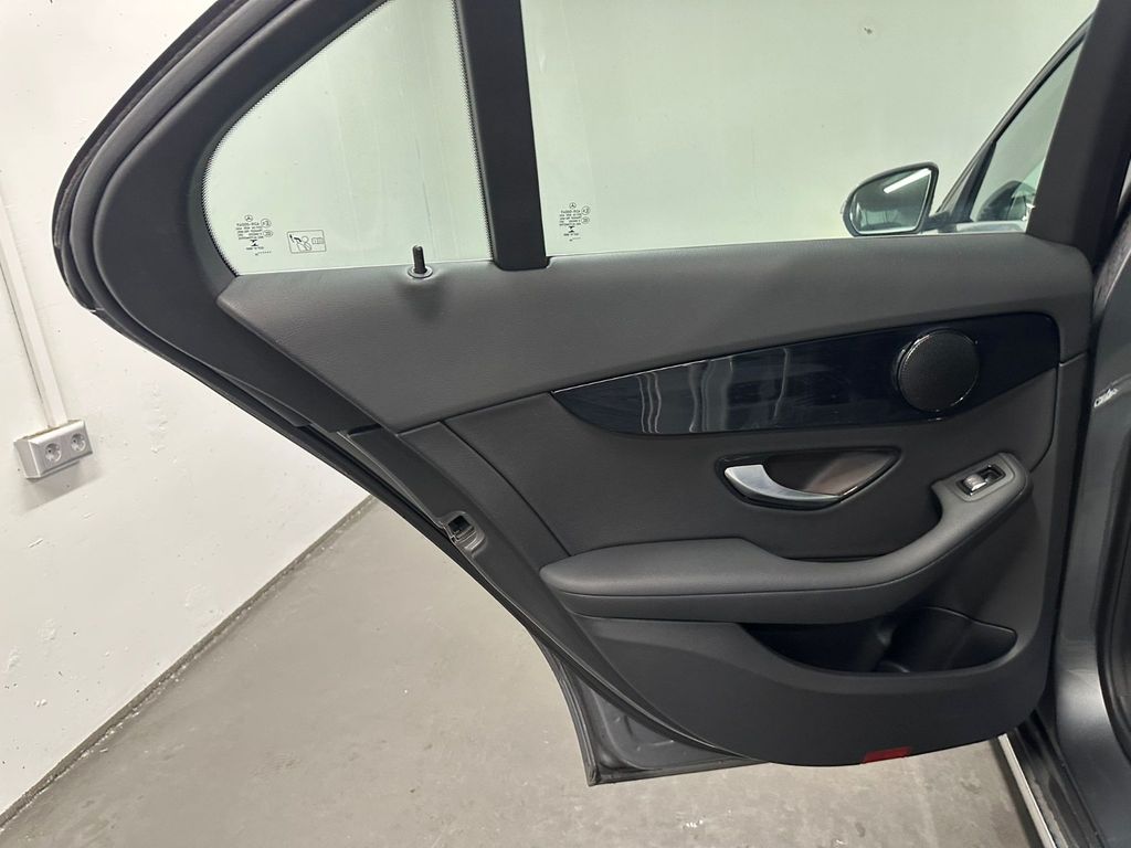 Mercedes-Benz C 200 2021