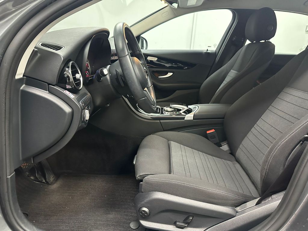 Mercedes-Benz C 200 2021