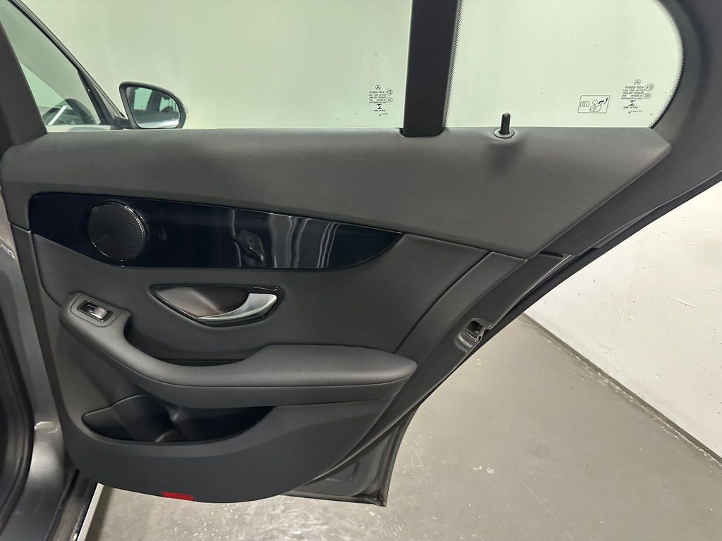 Mercedes-Benz C 200 2021