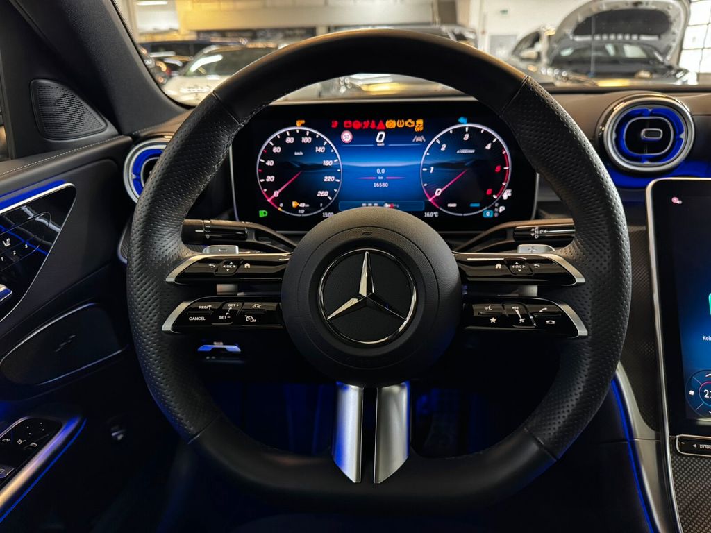 Mercedes-Benz C 200 2025