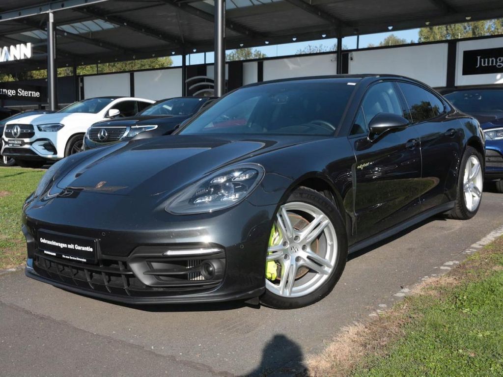 Porsche Panamera 2022