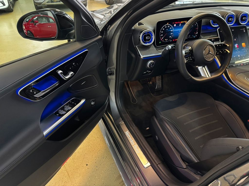 Mercedes-Benz C 200 2025