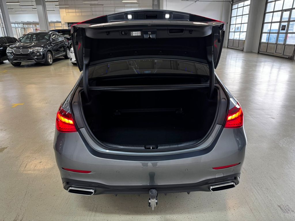 Mercedes-Benz C 200 2025