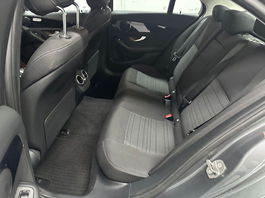 Mercedes-Benz C 200 2021