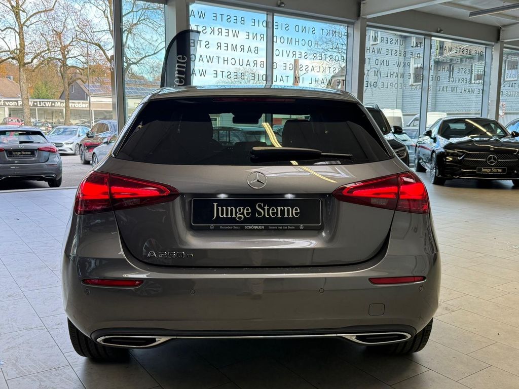 Mercedes-Benz A 250 2025