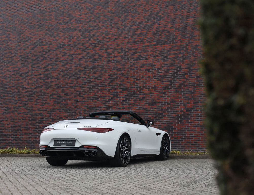 Mercedes-Benz SL 43 AMG 2023