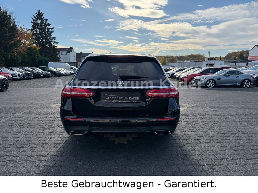 Mercedes-Benz E 300 2022