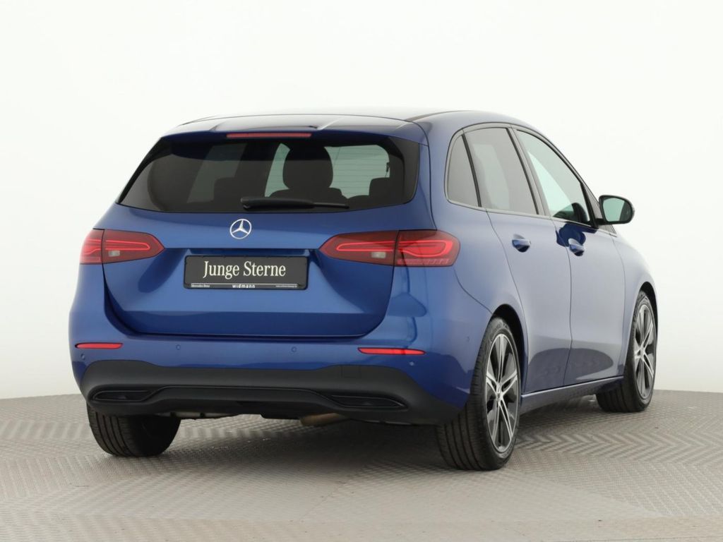 Mercedes-Benz B 220 2024