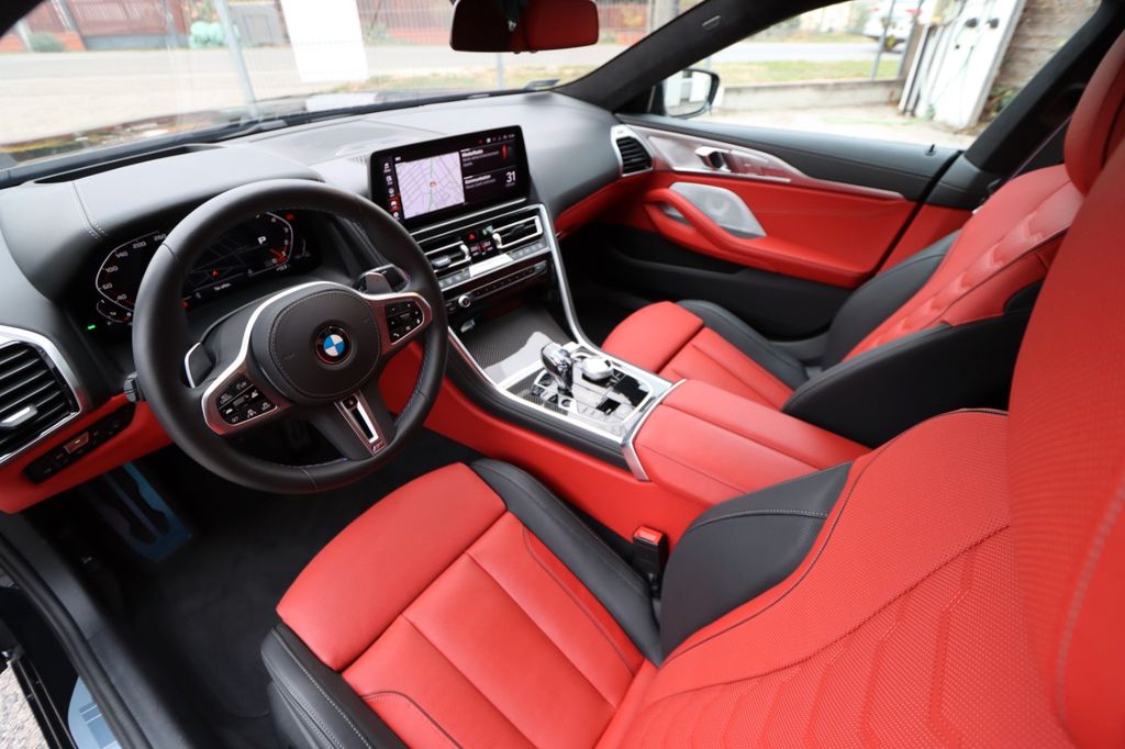 BMW M850 2025