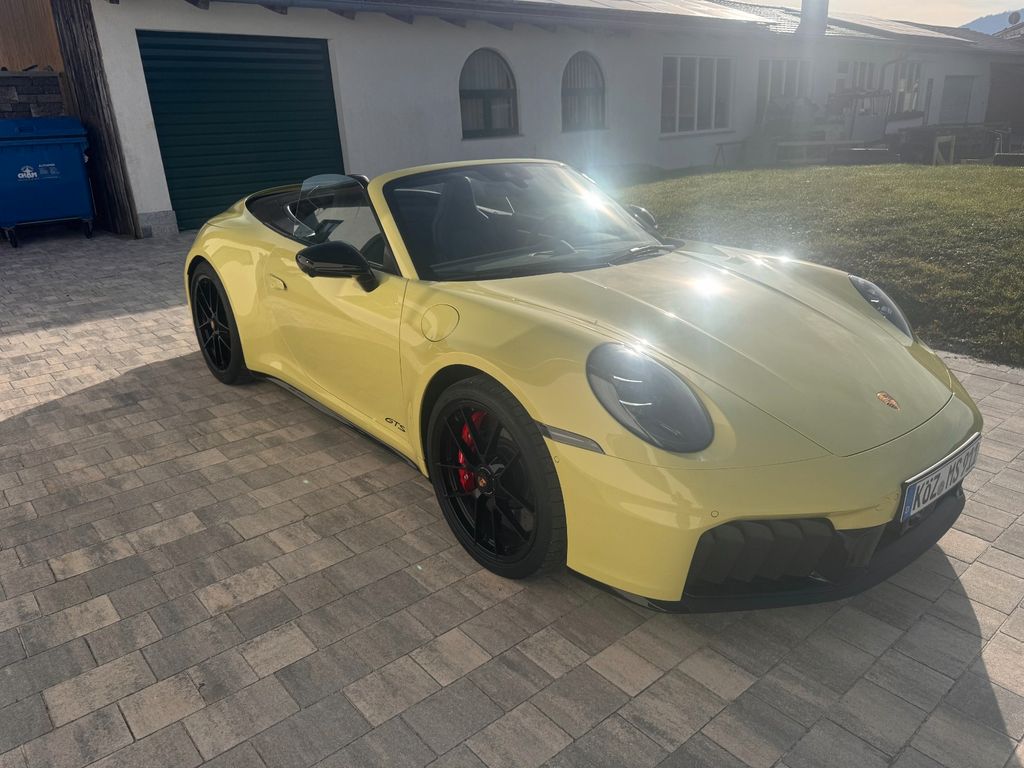 Porsche 992 2025