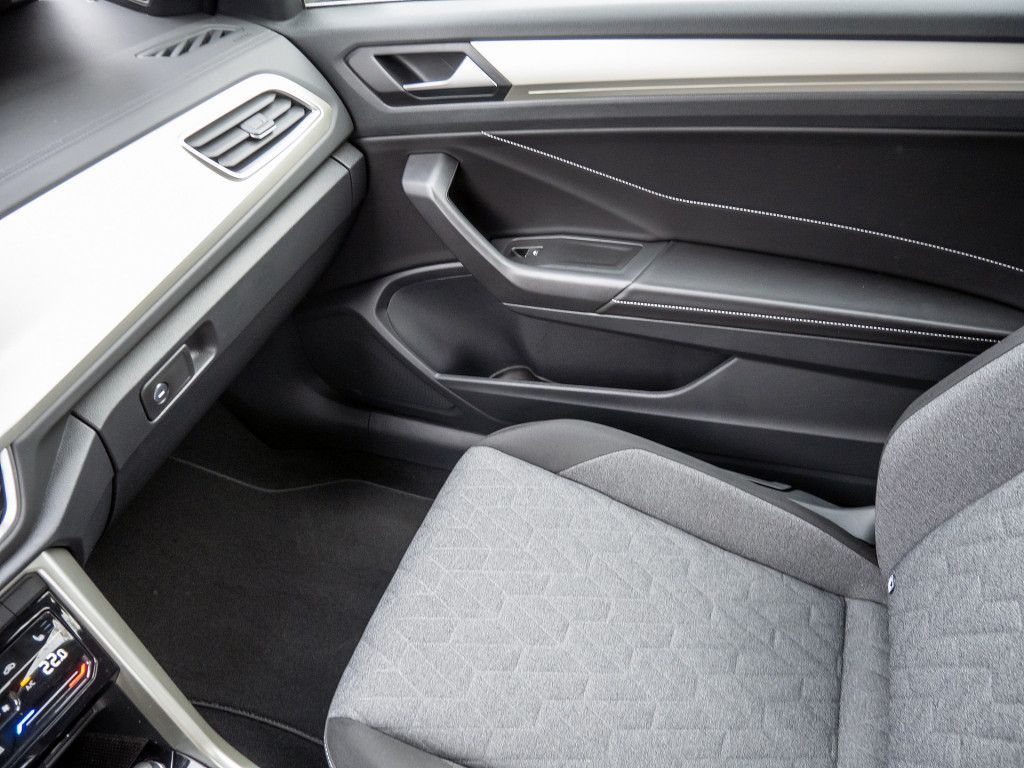 Volkswagen T-Roc 2024