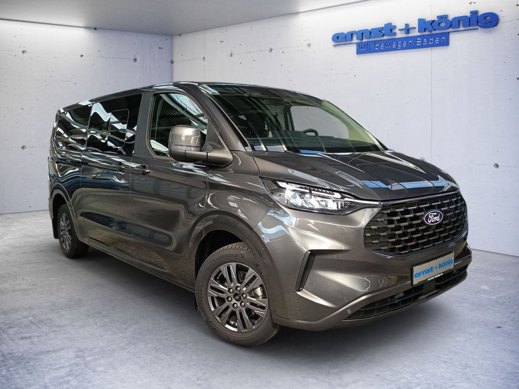 Ford Tourneo Custom 2025