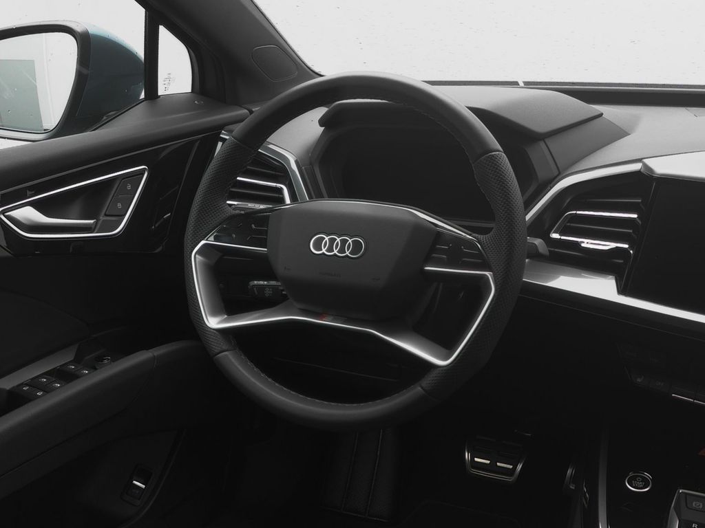 Audi Q4 e-tron 2025