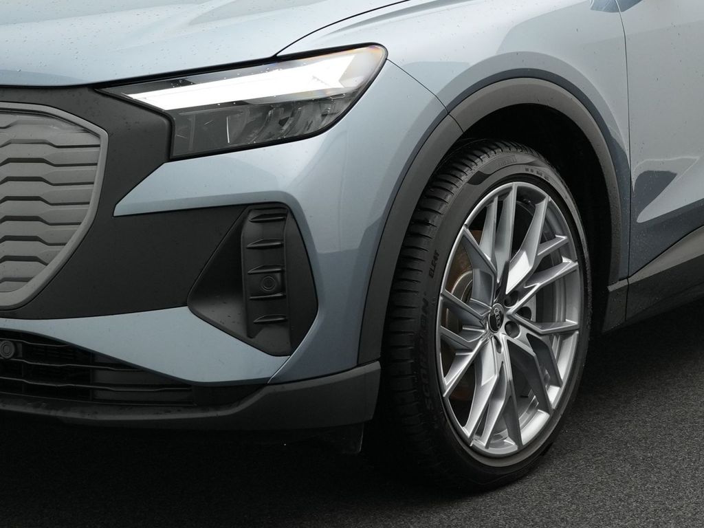 Audi Q4 e-tron 2025