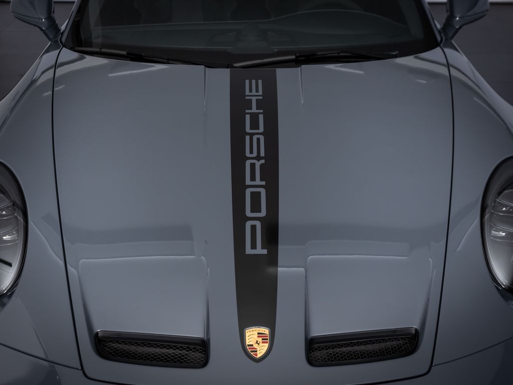 Porsche 992