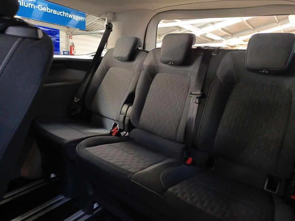 Ford Tourneo Custom 2025
