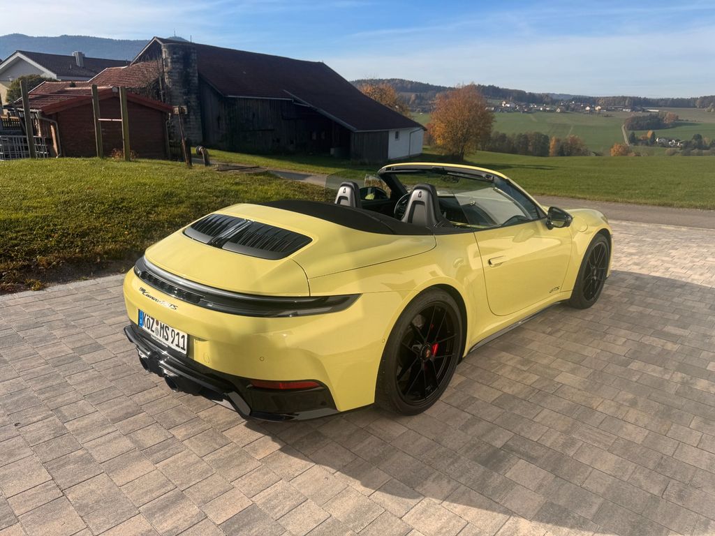 Porsche 992 2025