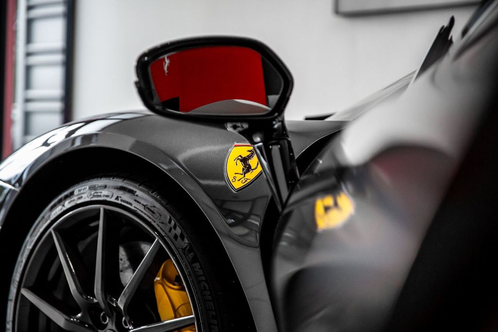 Ferrari SF90 2022