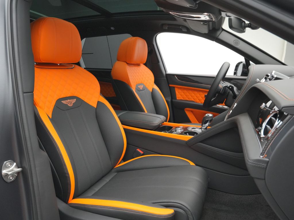 Bentley Bentayga 2024