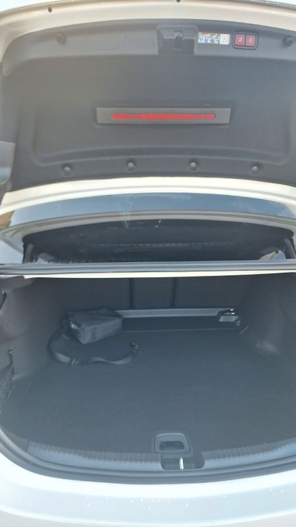 Mercedes-Benz C 200 2025