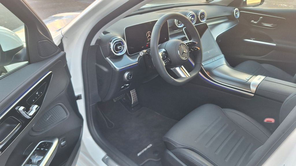 Mercedes-Benz C 200 2025