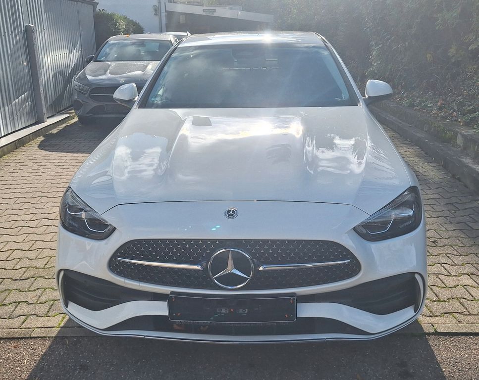 Mercedes-Benz C 200 2025