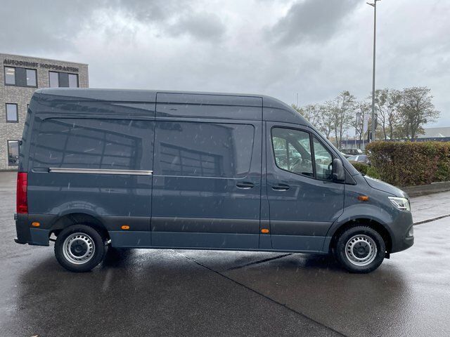 Mercedes-Benz Sprinter 2024