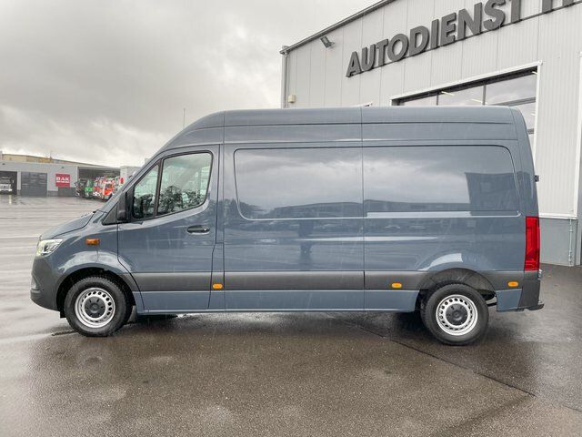 Mercedes-Benz Sprinter 2024