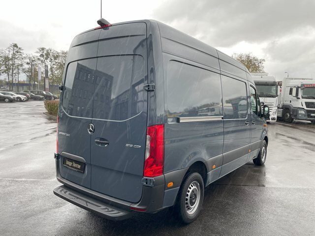 Mercedes-Benz Sprinter 2024