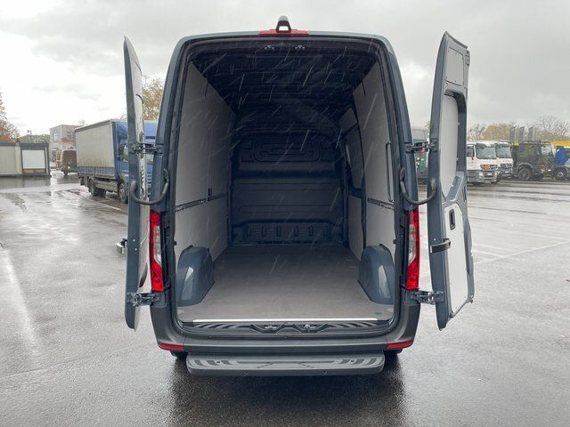 Mercedes-Benz Sprinter 2024