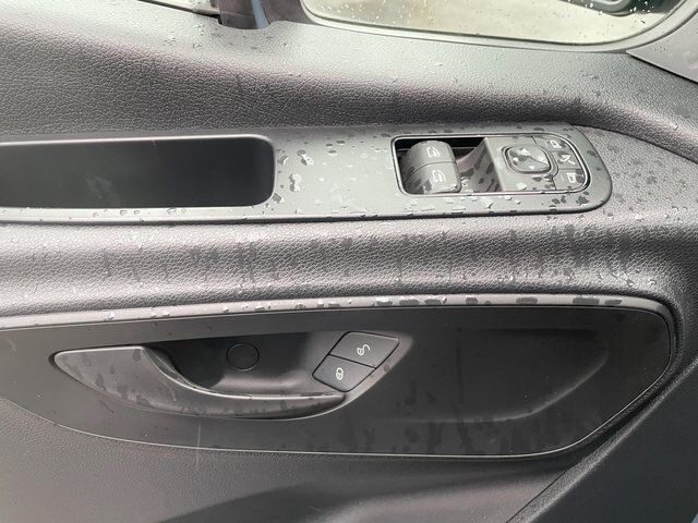 Mercedes-Benz Sprinter 2024