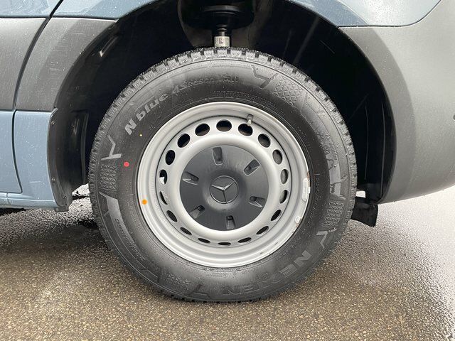 Mercedes-Benz Sprinter 2024