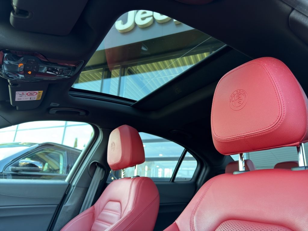 Alfa Romeo Giulia 2023