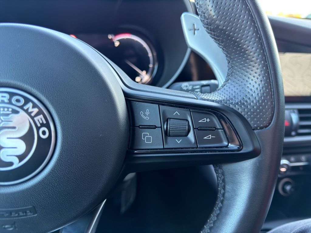 Alfa Romeo Giulia 2023