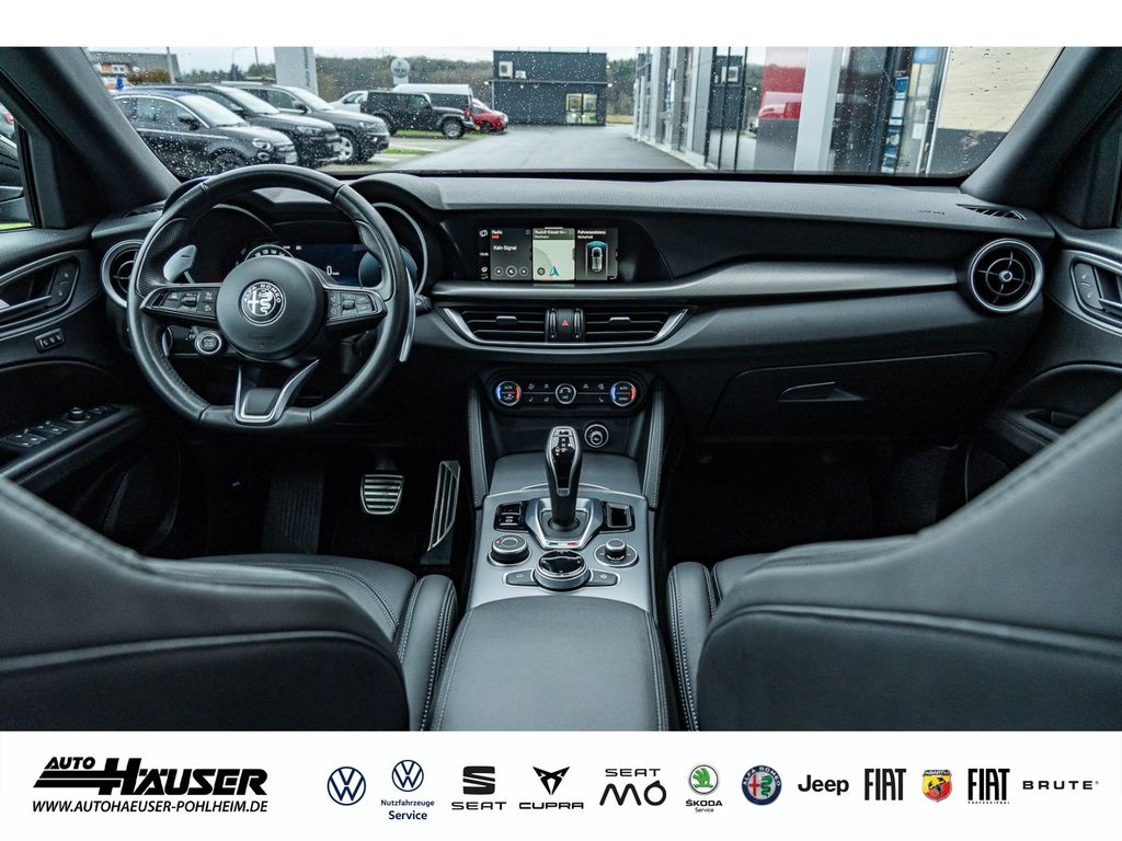 Alfa Romeo Stelvio 2023