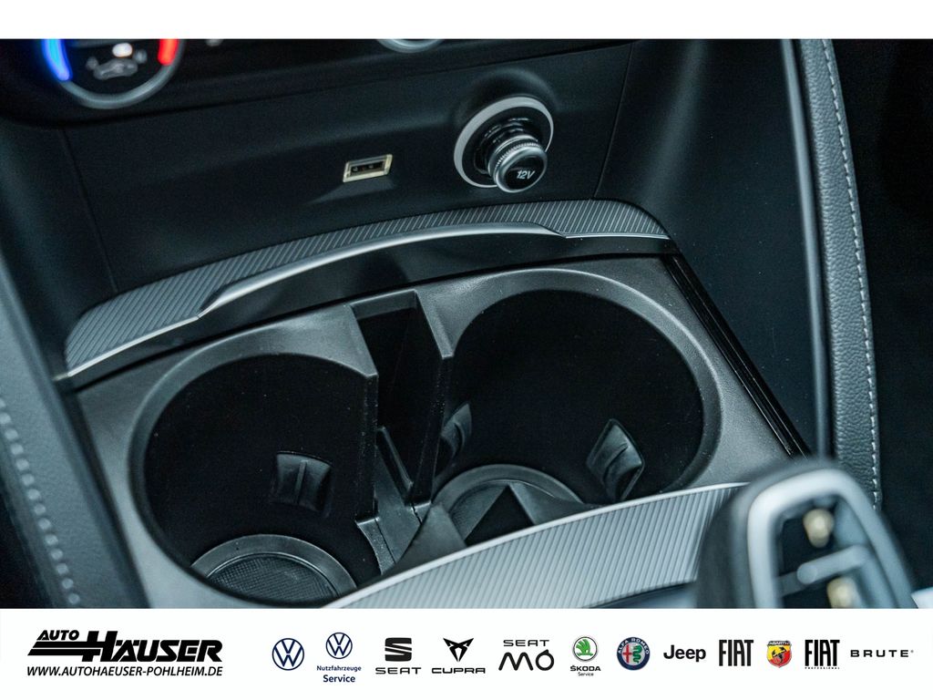 Alfa Romeo Stelvio 2023