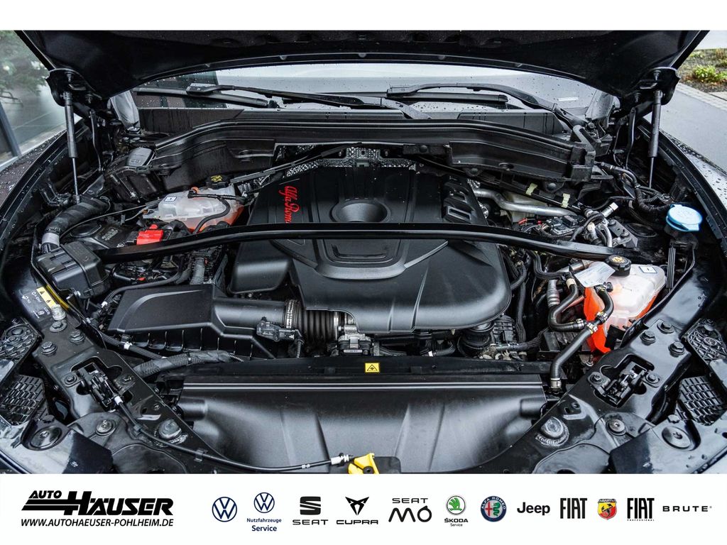 Alfa Romeo Stelvio 2023