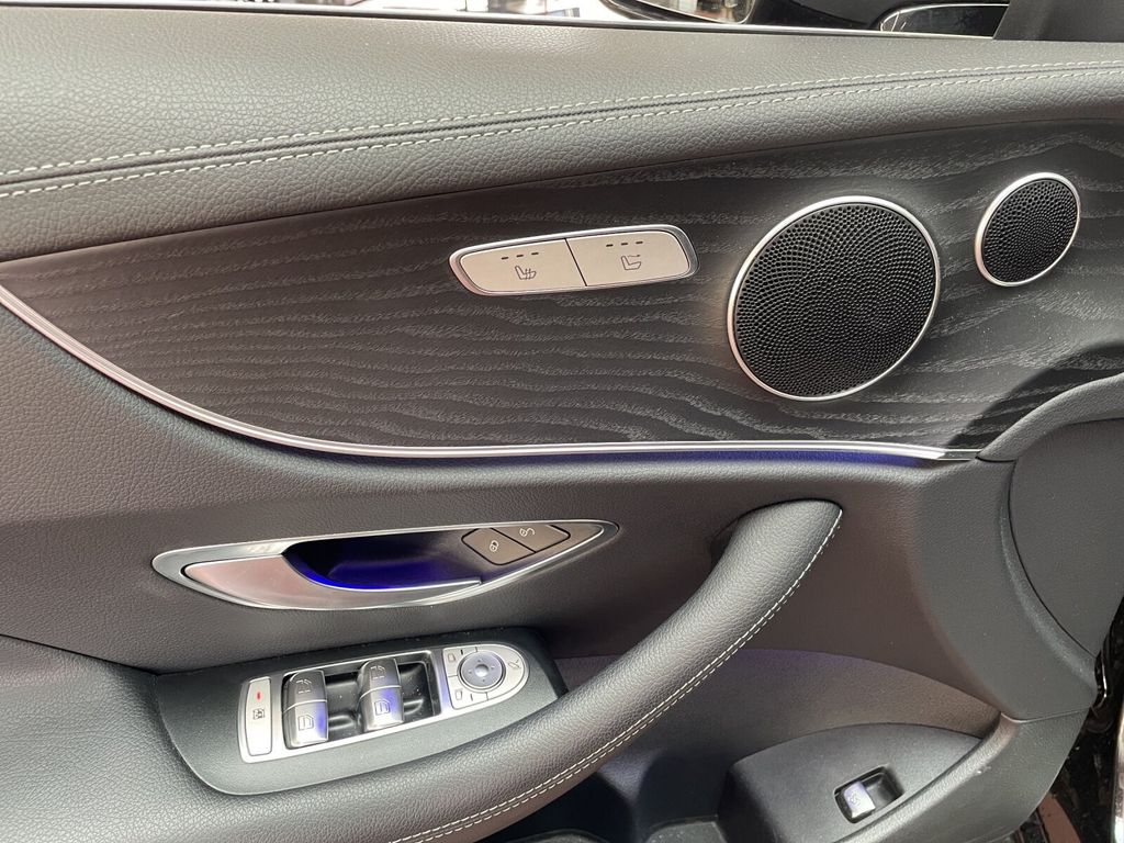 Mercedes-Benz E 200 2023