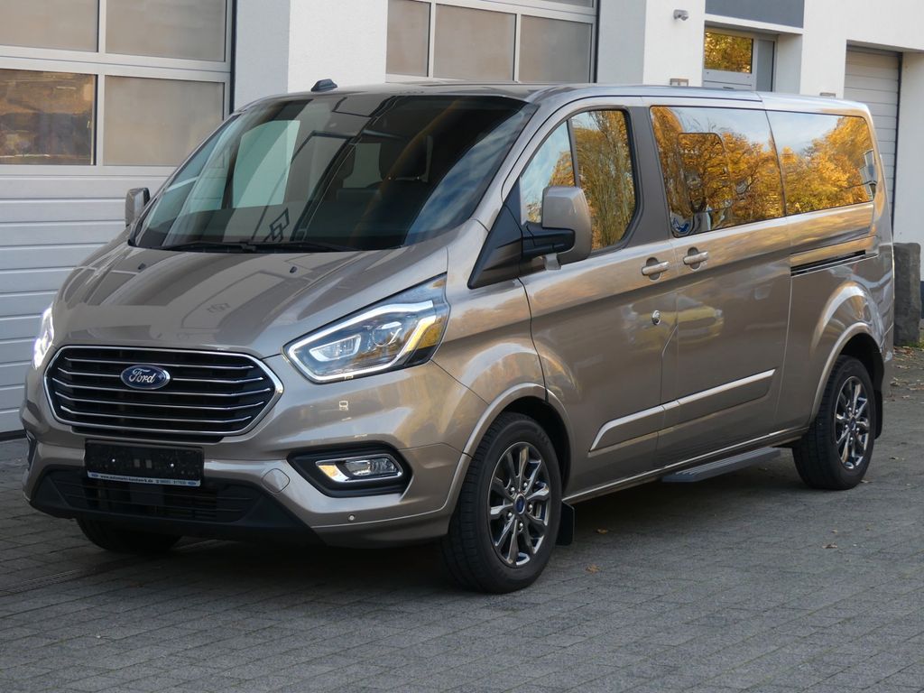 Ford Tourneo Custom 2023