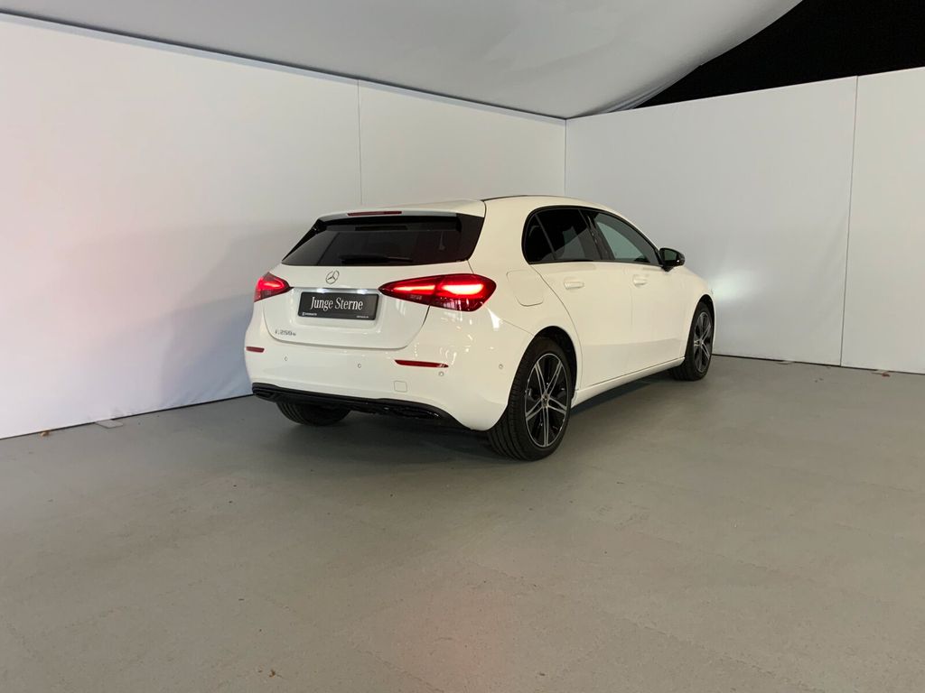 Mercedes-Benz A 250 2024